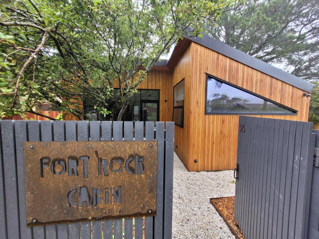 FORT ROCK CABIN — photo 3